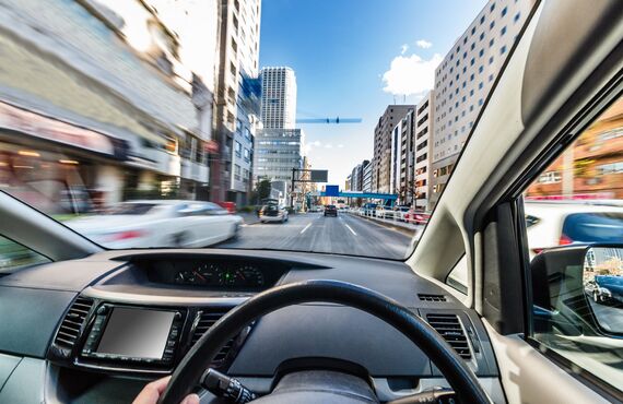 心斎橋付近でお昼に利用できるサービスをお探しのお客様 | 塚本駅周辺でリピーターの多いあきない運転代行